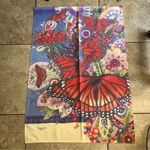 Monarch outdoors flag banner‎